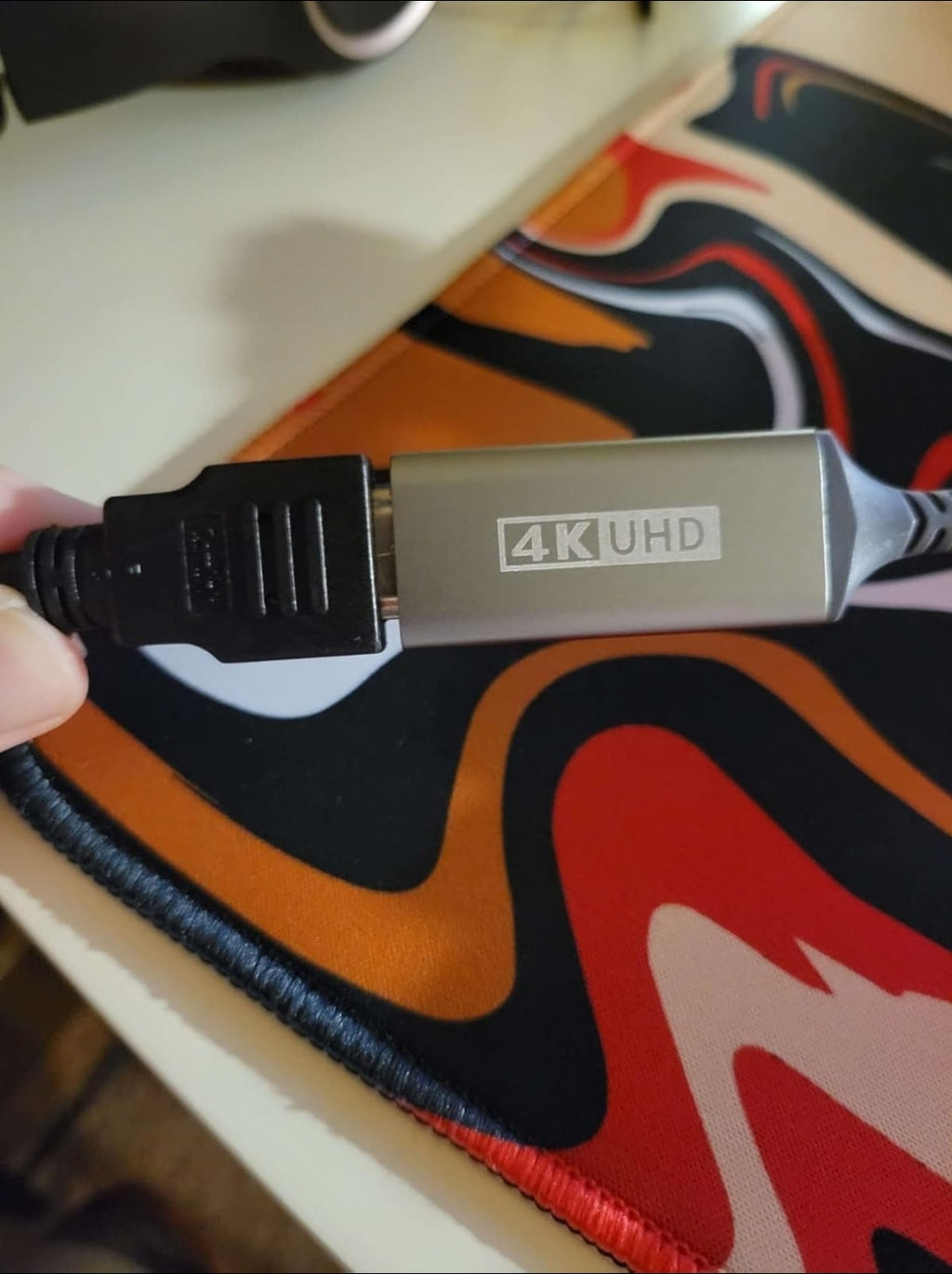 Adaptador USB-C a HDMI – Cable Digital de Alta Calidad
