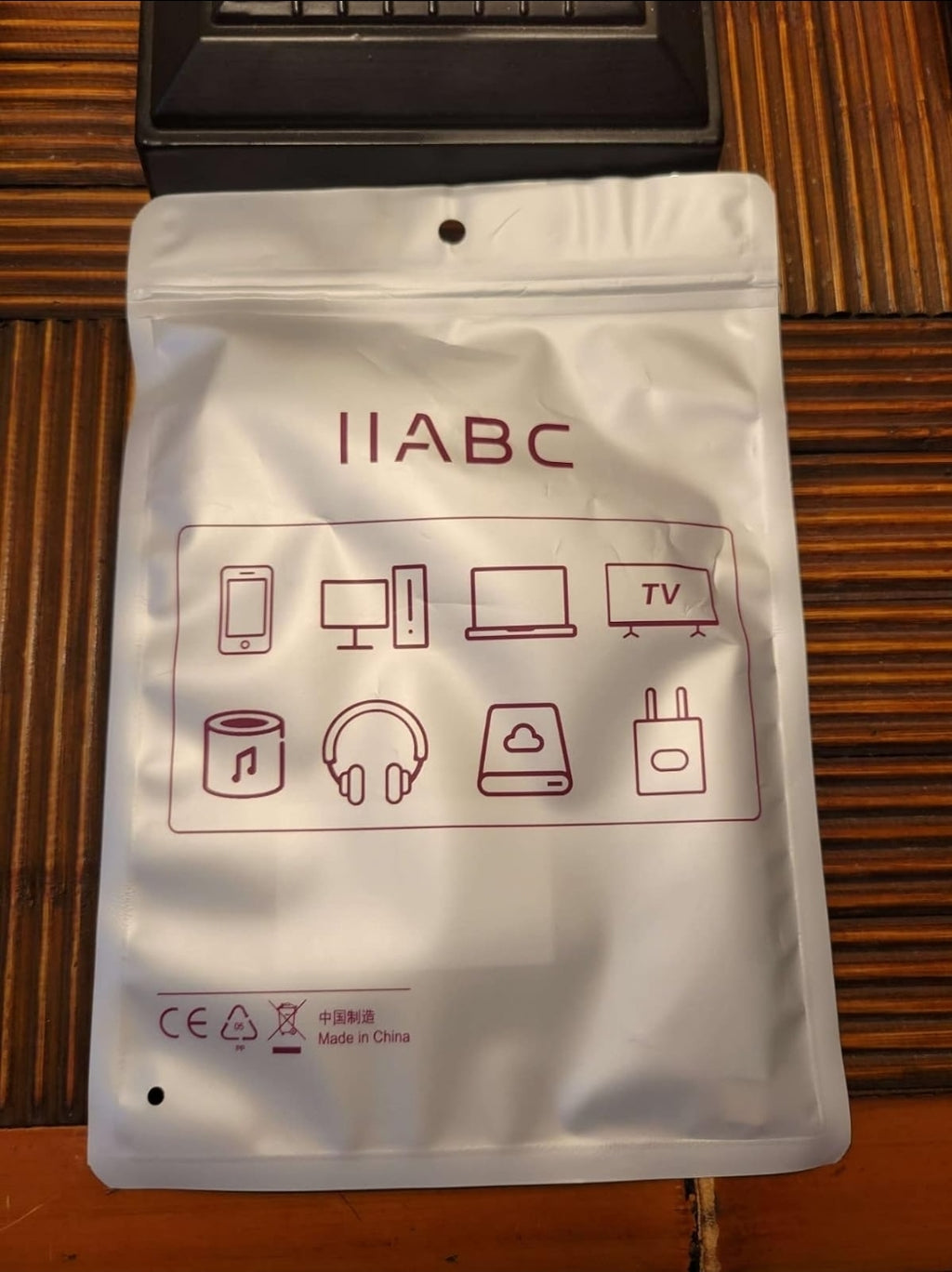 Adaptador USB-C a HDMI – Cable Digital de Alta Calidad